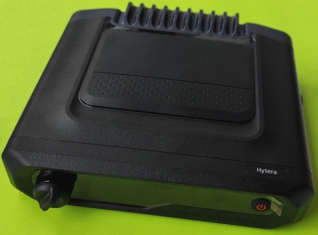 HYTERA HM655. 25W. DMR